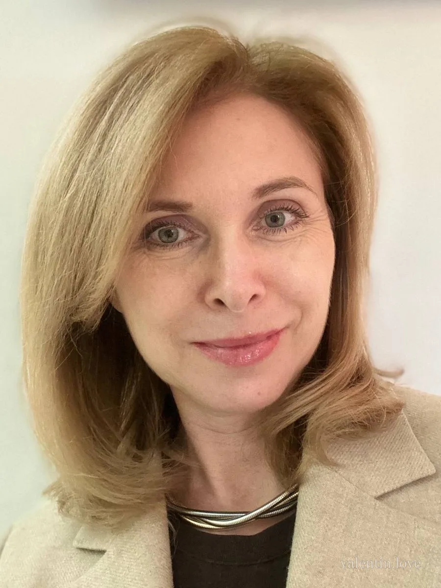 Elena, 56 ans — Samara